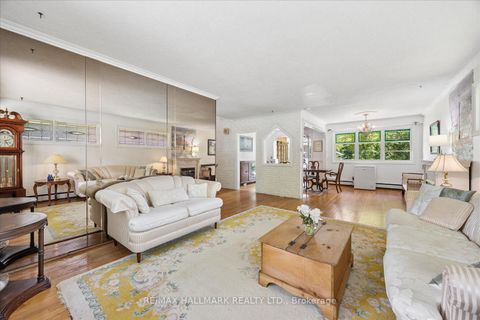 Photo 6 at 23 Larwood Boulevard, Cliffcrest, Toronto