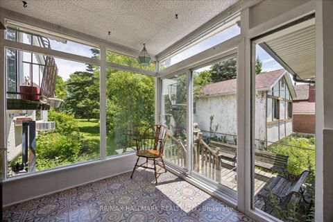 Photo 9 at 23 Larwood Boulevard, Cliffcrest, Toronto