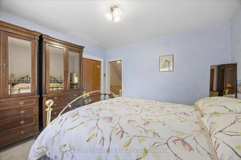 Photo 18 at 23 Larwood Boulevard, Cliffcrest, Toronto