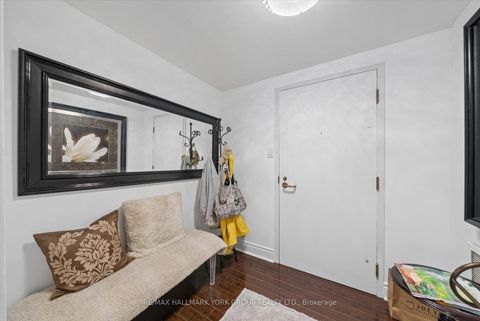 Photo 7 at 705 - 251 Queens Quay W, Waterfront Communities C1, Toronto