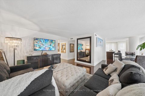 Photo 12 at 705 - 251 Queens Quay W, Waterfront Communities C1, Toronto