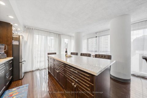 Photo 18 at 705 - 251 Queens Quay W, Waterfront Communities C1, Toronto