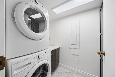 Photo 22 at 705 - 251 Queens Quay W, Waterfront Communities C1, Toronto