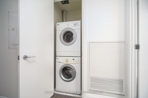 Photo 16 at 1507 - 224 King Street W, Waterfront Communities C1, Toronto