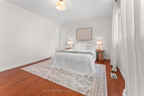 Photo 16 at 5 Firebrace Road, Steeles, Toronto