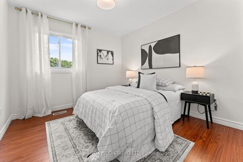 Photo 19 at 5 Firebrace Road, Steeles, Toronto