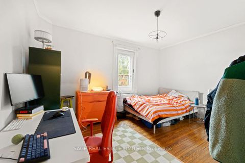 Photo 6 at 278 Crawford Street, Bellwoods, Toronto