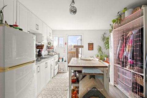 Photo 19 at 278 Crawford Street, Bellwoods, Toronto