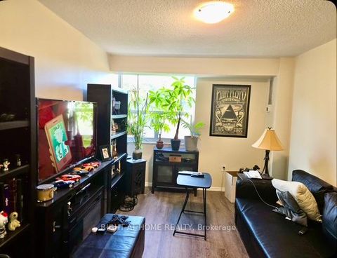 Photo 8 at 305 - 4064 Lawrence Avenue E, West Hill, Toronto