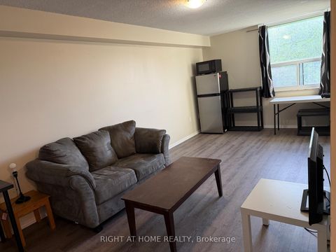 Photo 9 at 305 - 4064 Lawrence Avenue E, West Hill, Toronto