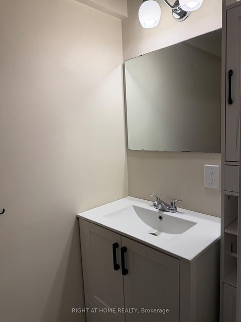 Photo 10 at 305 - 4064 Lawrence Avenue E, West Hill, Toronto