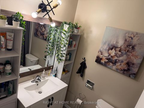 Photo 12 at 305 - 4064 Lawrence Avenue E, West Hill, Toronto