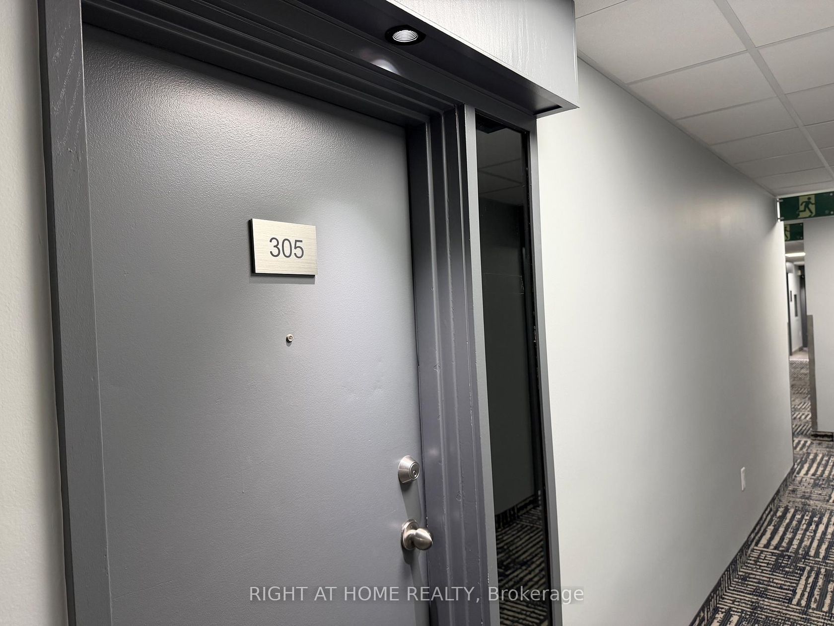 305 - 4064 Lawrence Avenue E, West Hill, Toronto 