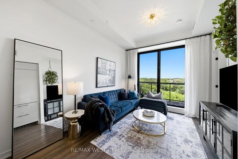 Photo 1 at 709 - 2118 Bloor Street W, High Park North, Toronto
