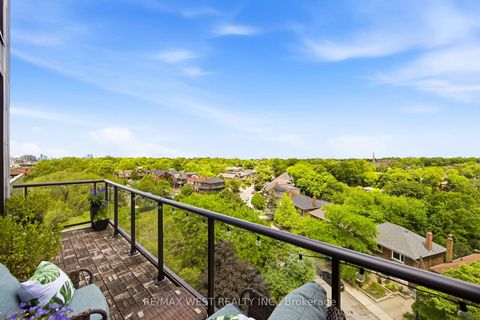 Photo 13 at 709 - 2118 Bloor Street W, High Park North, Toronto