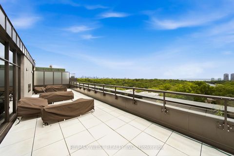 Photo 15 at 709 - 2118 Bloor Street W, High Park North, Toronto
