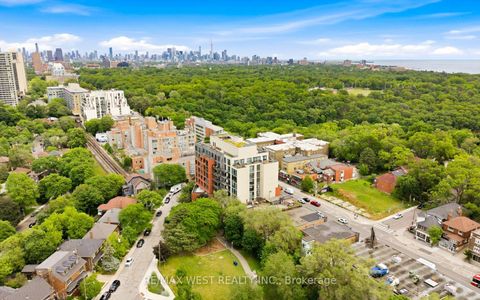 Photo 20 at 709 - 2118 Bloor Street W, High Park North, Toronto
