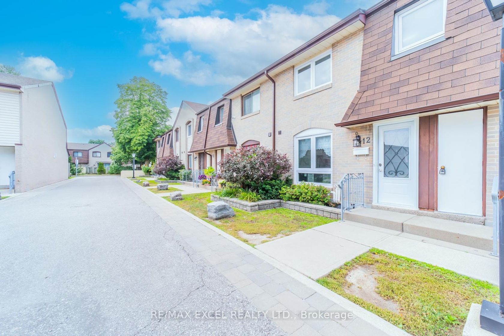 112 - 21 Livonia Place, Morningside, Toronto 