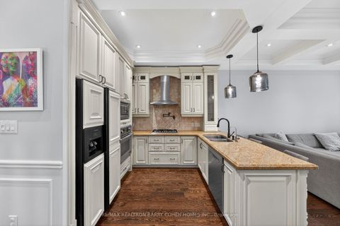 Photo 10 at 760b Avenue Road, Forest Hill South, Toronto