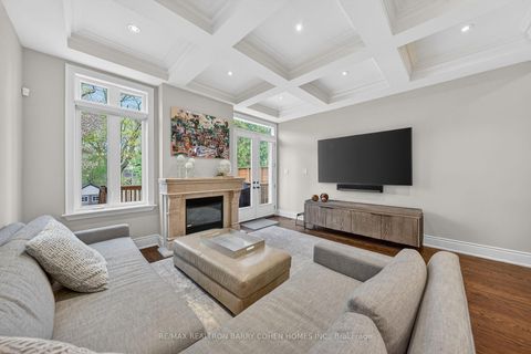 Photo 17 at 760b Avenue Road, Forest Hill South, Toronto