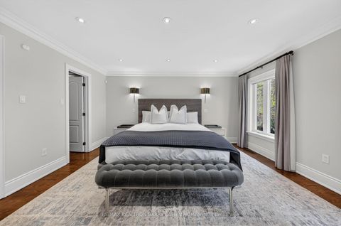 Photo 22 at 760b Avenue Road, Forest Hill South, Toronto
