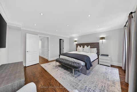 Photo 23 at 760b Avenue Road, Forest Hill South, Toronto