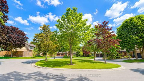 Photo 3 at 3 Ruddell Place, Centennial Scarborough, Toronto