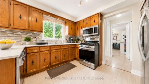 Photo 9 at 3 Ruddell Place, Centennial Scarborough, Toronto