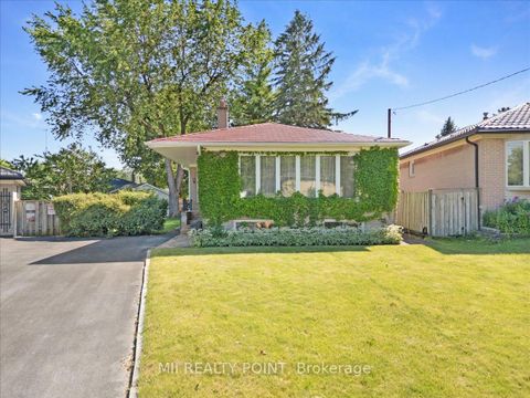 Photo 0 at 16 Jeffton Crescent, Woburn, Toronto