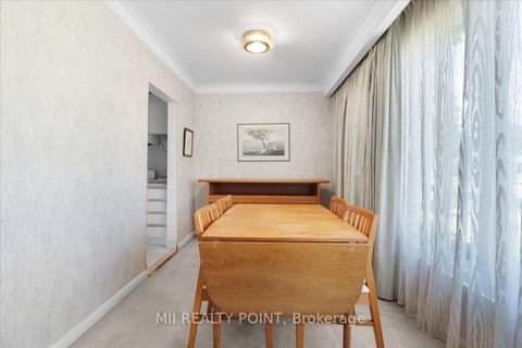 Photo 6 at 16 Jeffton Crescent, Woburn, Toronto
