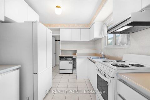 Photo 7 at 16 Jeffton Crescent, Woburn, Toronto