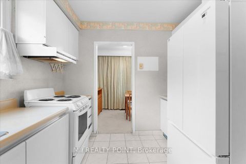Photo 9 at 16 Jeffton Crescent, Woburn, Toronto