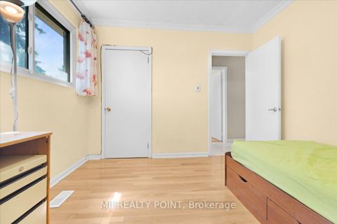 Photo 18 at 16 Jeffton Crescent, Woburn, Toronto