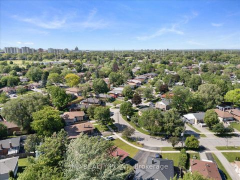 Photo 33 at 16 Jeffton Crescent, Woburn, Toronto