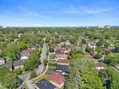 Photo 34 at 16 Jeffton Crescent, Woburn, Toronto