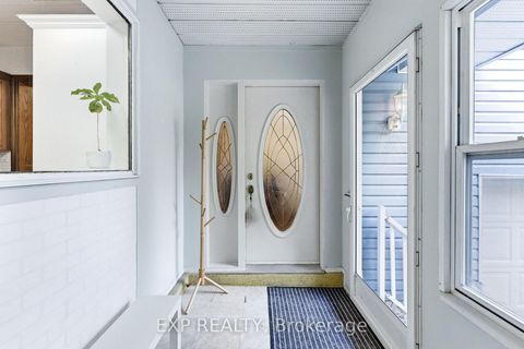 Photo 5 at 287 Elmview Gardens, Historic Lakeshore Communities, Georgina