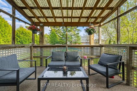 Photo 8 at 287 Elmview Gardens, Historic Lakeshore Communities, Georgina