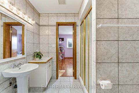 Photo 13 at 287 Elmview Gardens, Historic Lakeshore Communities, Georgina