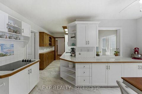 Photo 17 at 287 Elmview Gardens, Historic Lakeshore Communities, Georgina