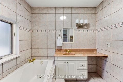 Photo 20 at 287 Elmview Gardens, Historic Lakeshore Communities, Georgina