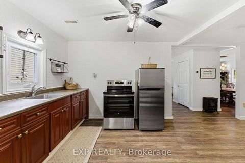 Photo 22 at 287 Elmview Gardens, Historic Lakeshore Communities, Georgina