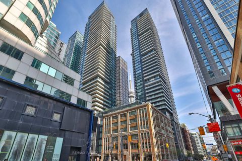 Photo 2 at 4101 - 88 Blue Jays Way, Waterfront Communities C1, Toronto