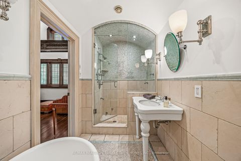 Photo 19 at 39 Ava Road, Forest Hill South, Toronto