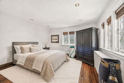 Photo 22 at 39 Ava Road, Forest Hill South, Toronto