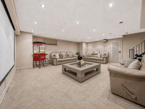 Photo 26 at 39 Ava Road, Forest Hill South, Toronto
