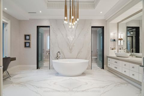 Photo 17 at 23 Lauderdale Drive, Windfields, Toronto