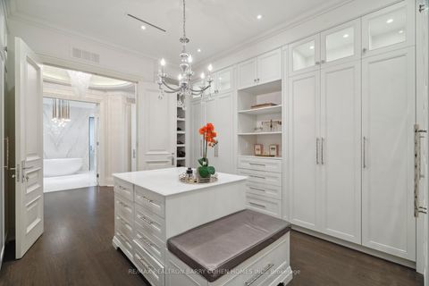Photo 19 at 23 Lauderdale Drive, Windfields, Toronto