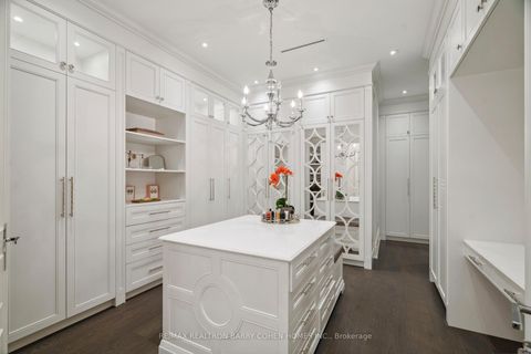 Photo 20 at 23 Lauderdale Drive, Windfields, Toronto
