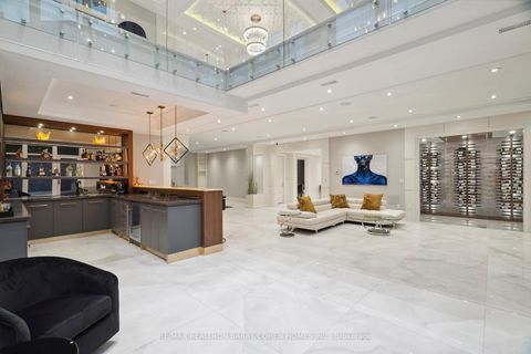 Photo 25 at 23 Lauderdale Drive, Windfields, Toronto