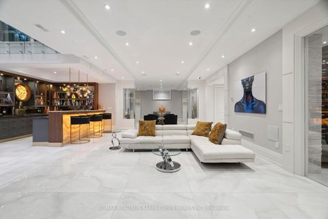 Photo 28 at 23 Lauderdale Drive, Windfields, Toronto